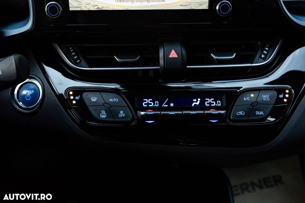 Toyota C-HR - 11