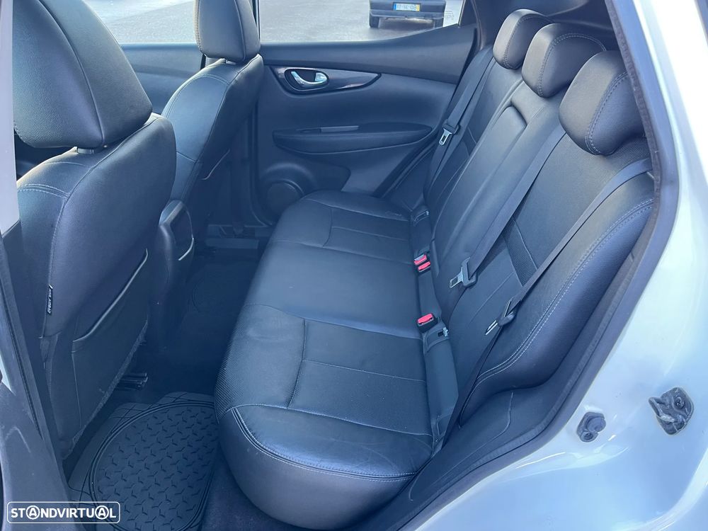 Nissan Qashqai 1.6 dCi Tekna Premium Pele S Alcantara 4x4i - 14