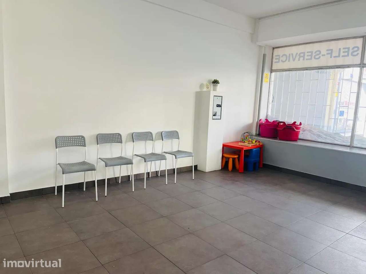 Lavandaria Multisserviços totalmente equipada | Póvoa de Santo... - Grande imagem: 4/17