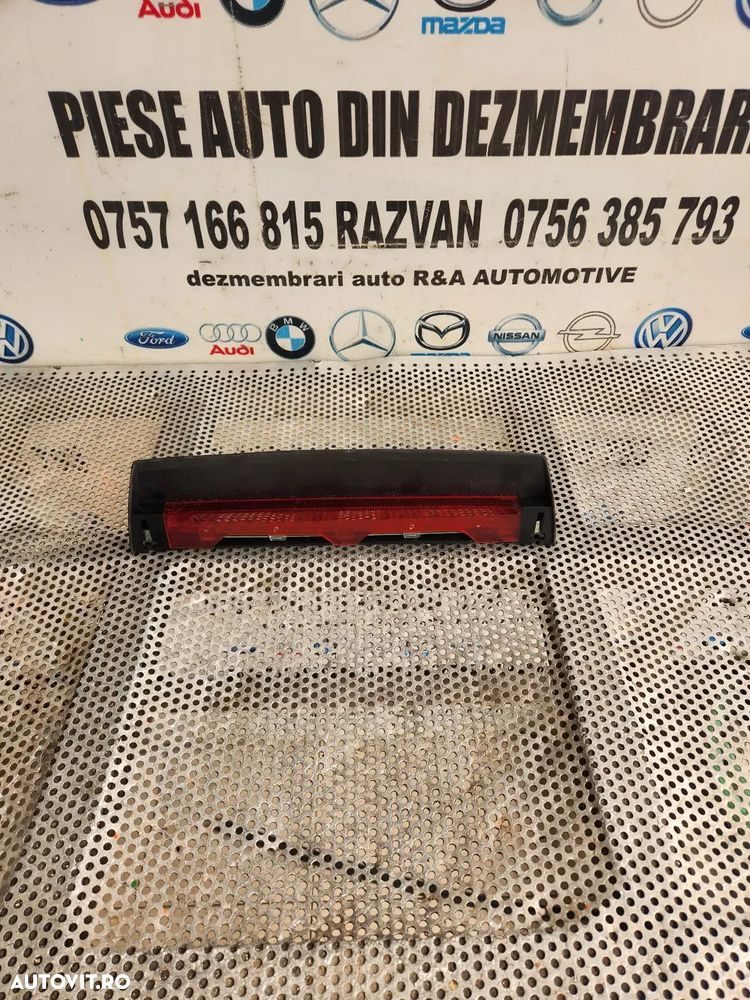 Stop Suplimentar Frana Audi A8 D4 Cod 4H An 2010-2011-2012-2013-2014-2015-2016-2017 - 1