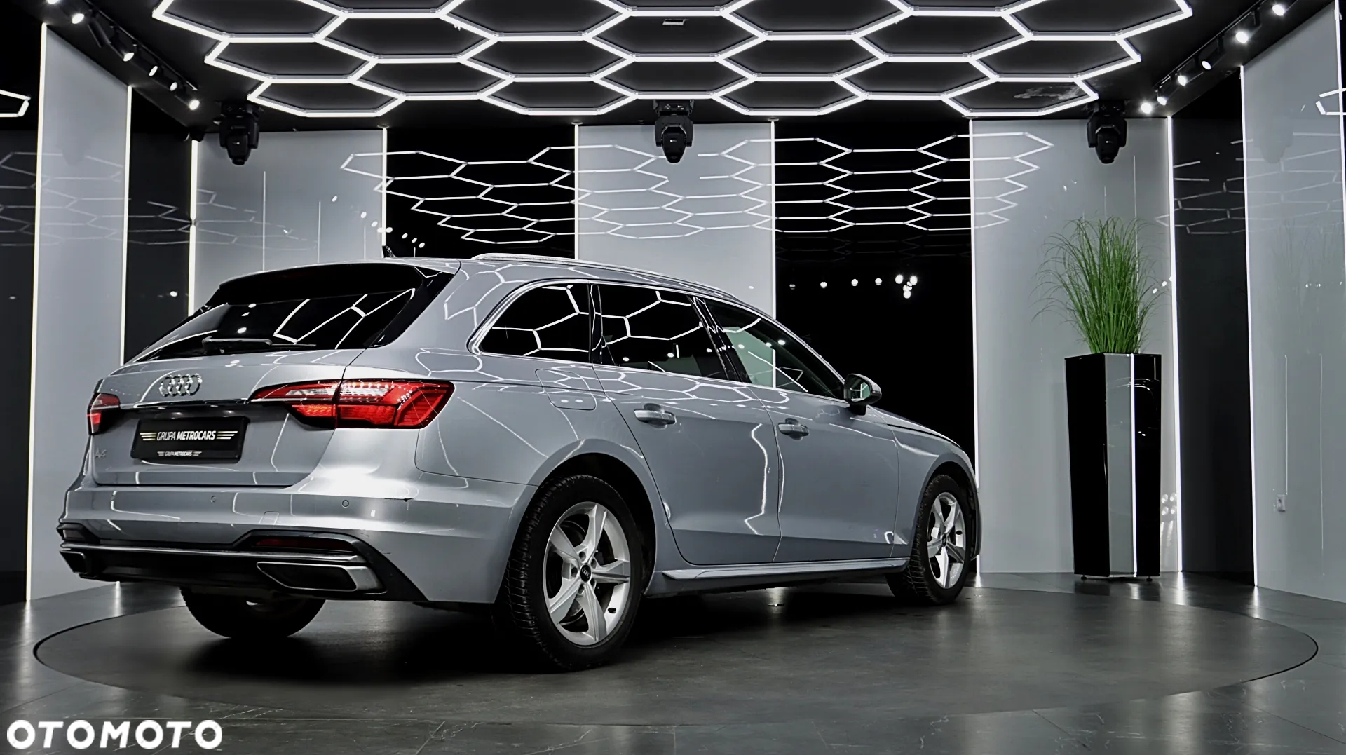 Audi A4 Avant 35 TDI S tronic - 9