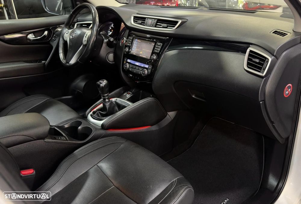 Nissan Qashqai 1.2 DIG-T Tekna Premium Pele S P.Preta - 22