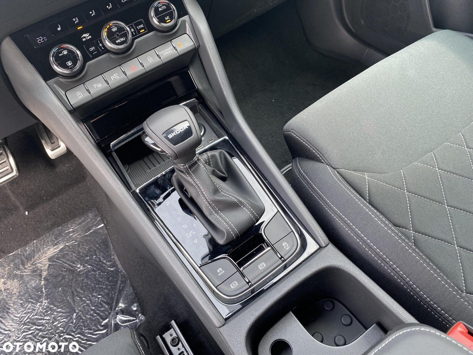 Skoda Karoq 1.5 TSI ACT Sportline DSG - 15