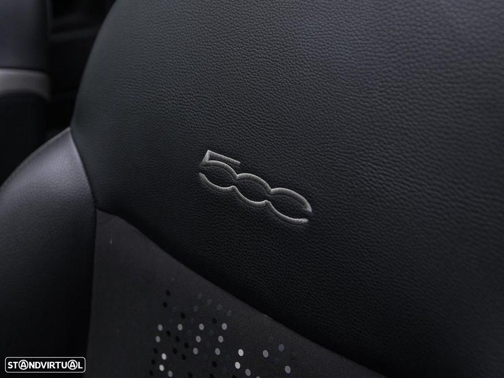 Fiat 500 1.0 Hybrid Connect - 19