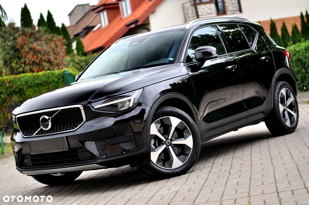 Volvo XC 40 B3 B DKG Ultra Black Edition - 16