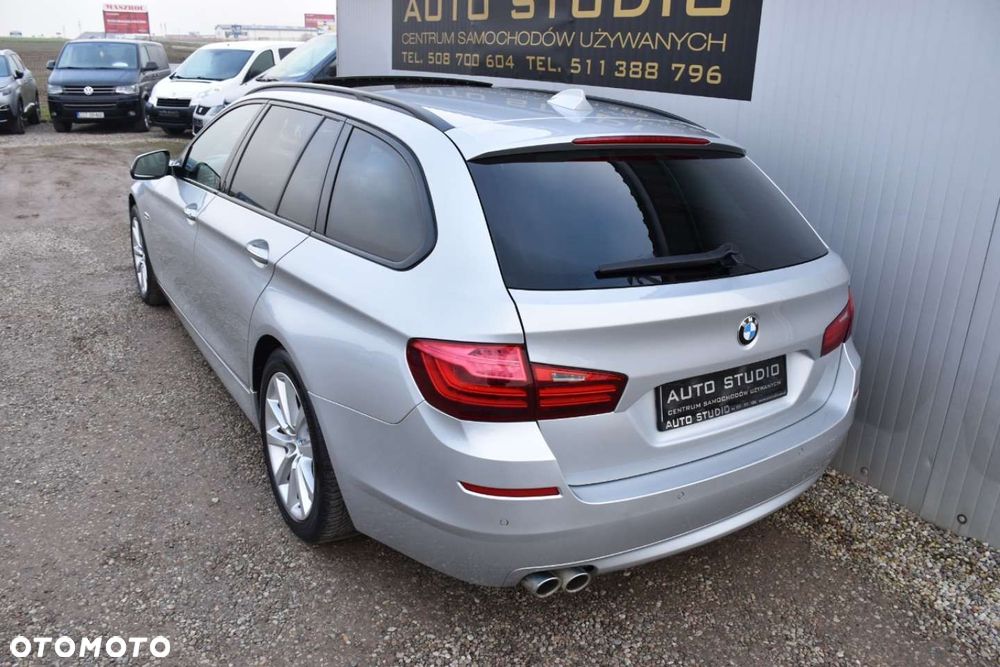BMW Seria 5 520d xDrive - 34