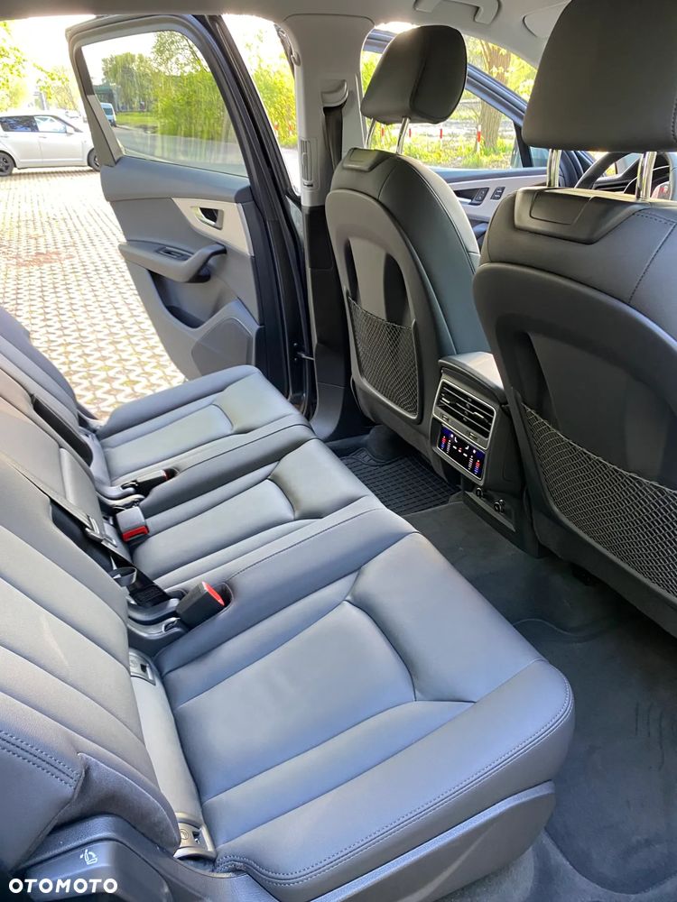 Audi Q7 - 15
