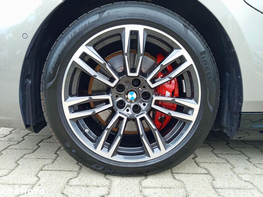 BMW Seria 5 - 11