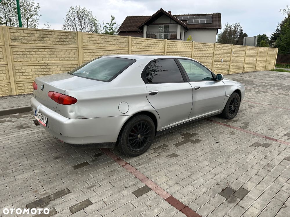 Alfa Romeo 166 2.4 JTD Progression - 4
