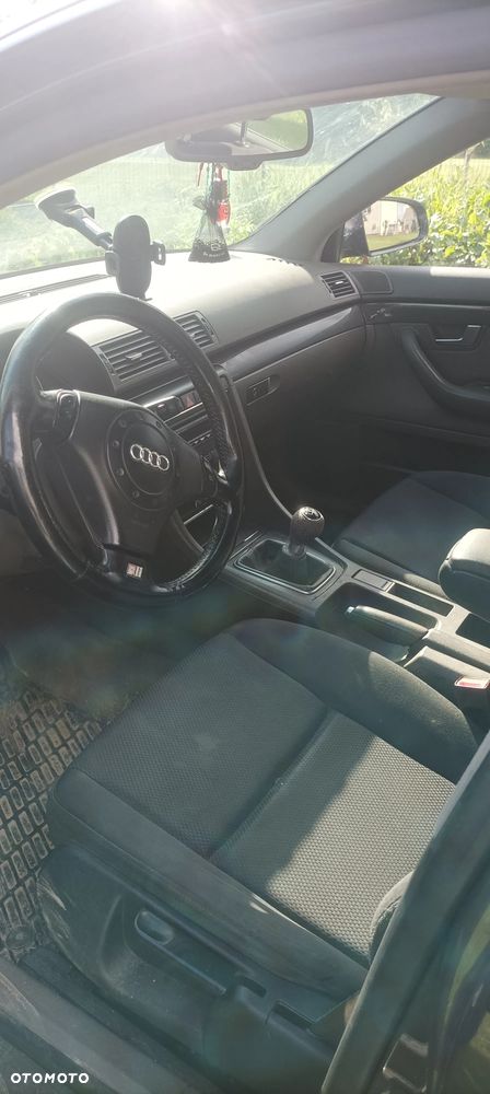 Audi A4 Avant - 3
