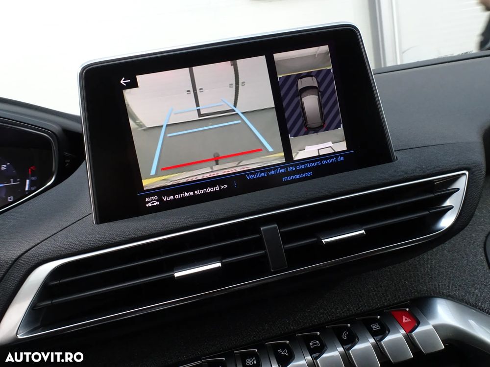 Peugeot 3008 1.2 PureTech Turbo S&S EAT6 GT-Line - 25