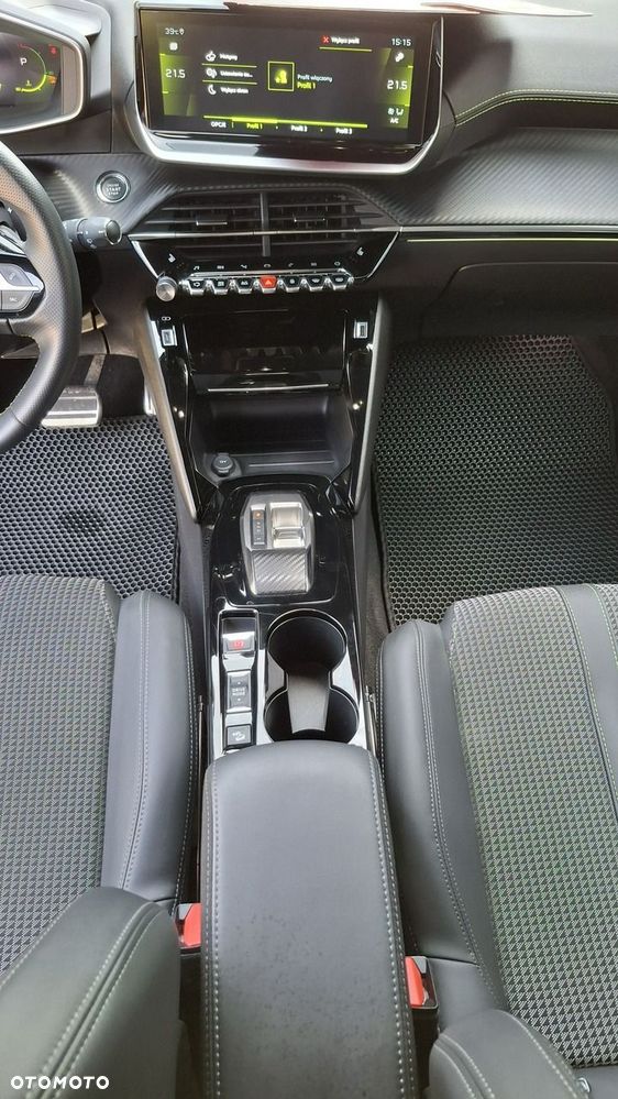 Peugeot 2008 - 15