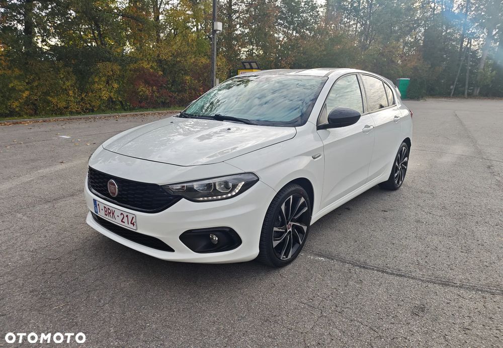 Fiat Tipo 1.4 T-Jet S-Design - 1