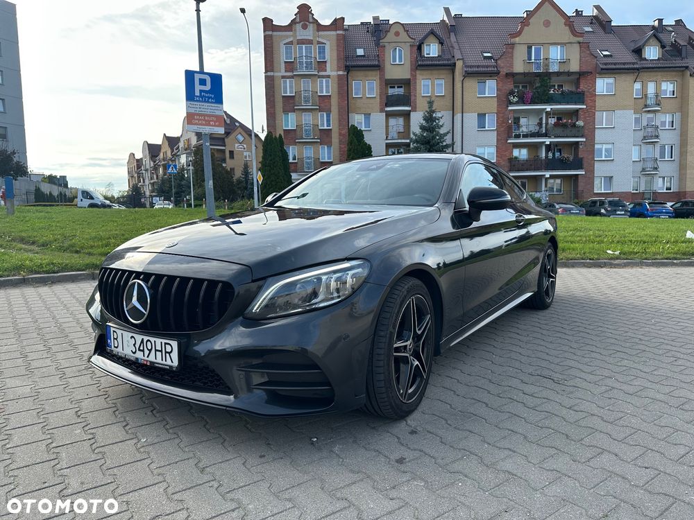 Mercedes-Benz Klasa C 220 d 4Matic 9G-TRONIC AMG Line - 1