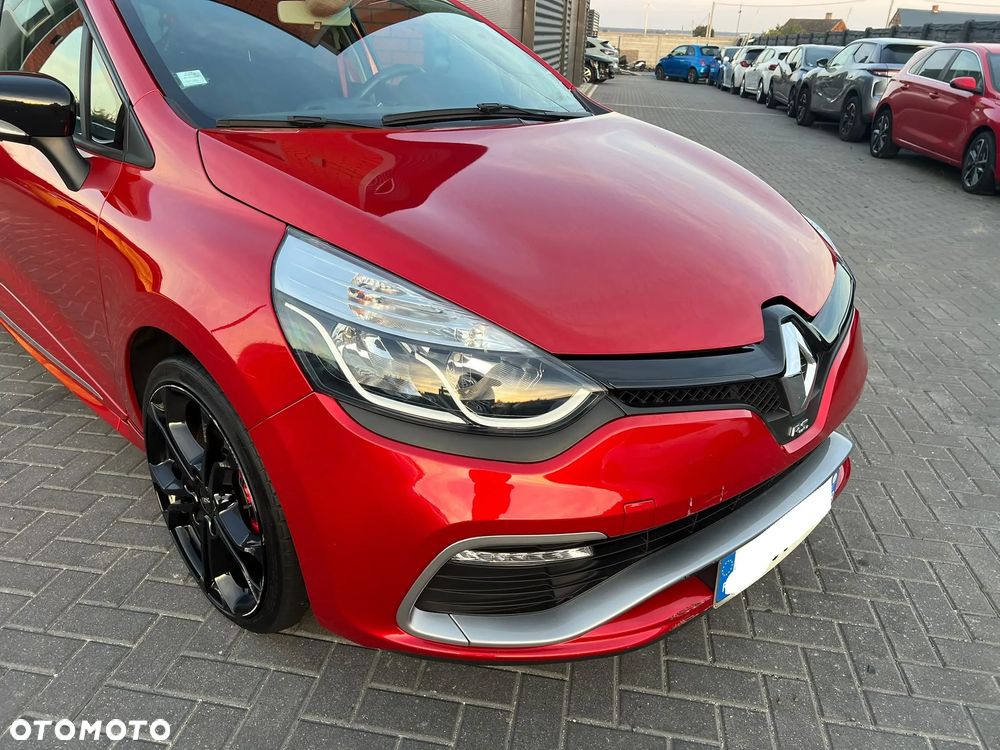 Renault Clio - 26