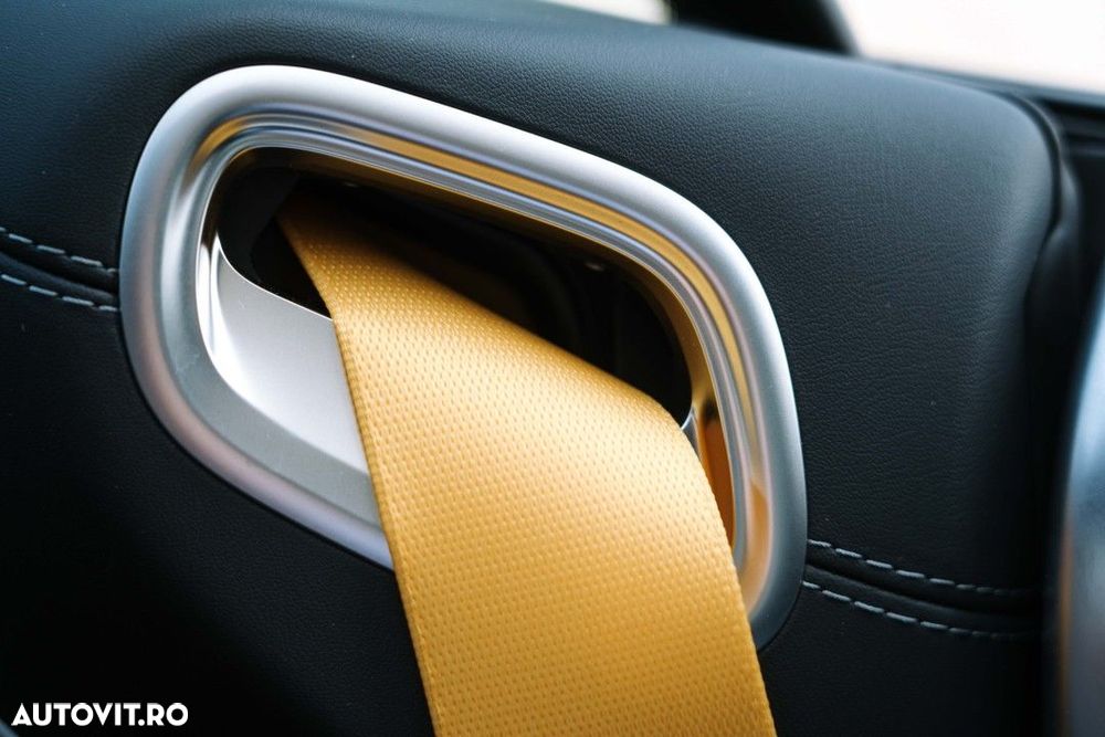 Mercedes-Benz SL - 36