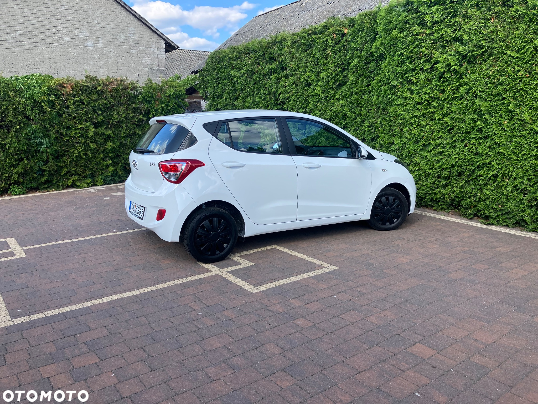 Hyundai i10 1.0 BlueDrive Comfort - 8
