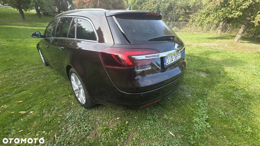 Opel Insignia - 25