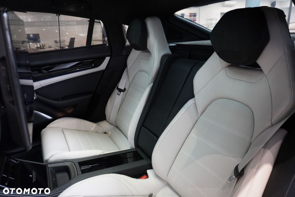 Porsche Panamera - 15