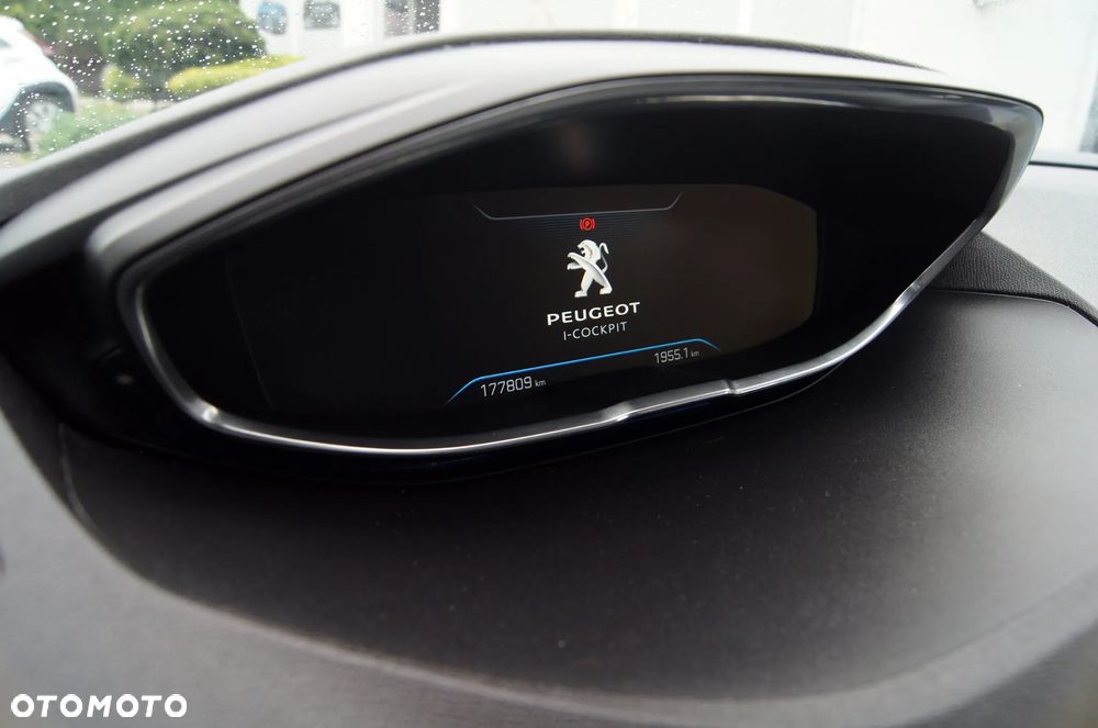 Peugeot 3008 1.5 BlueHDi Allure S&S - 8