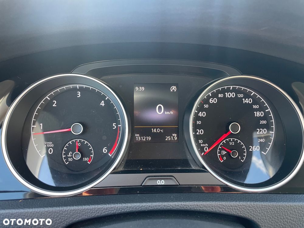 Volkswagen Golf 1.6 TDI BlueMotion Technology Cup - 14