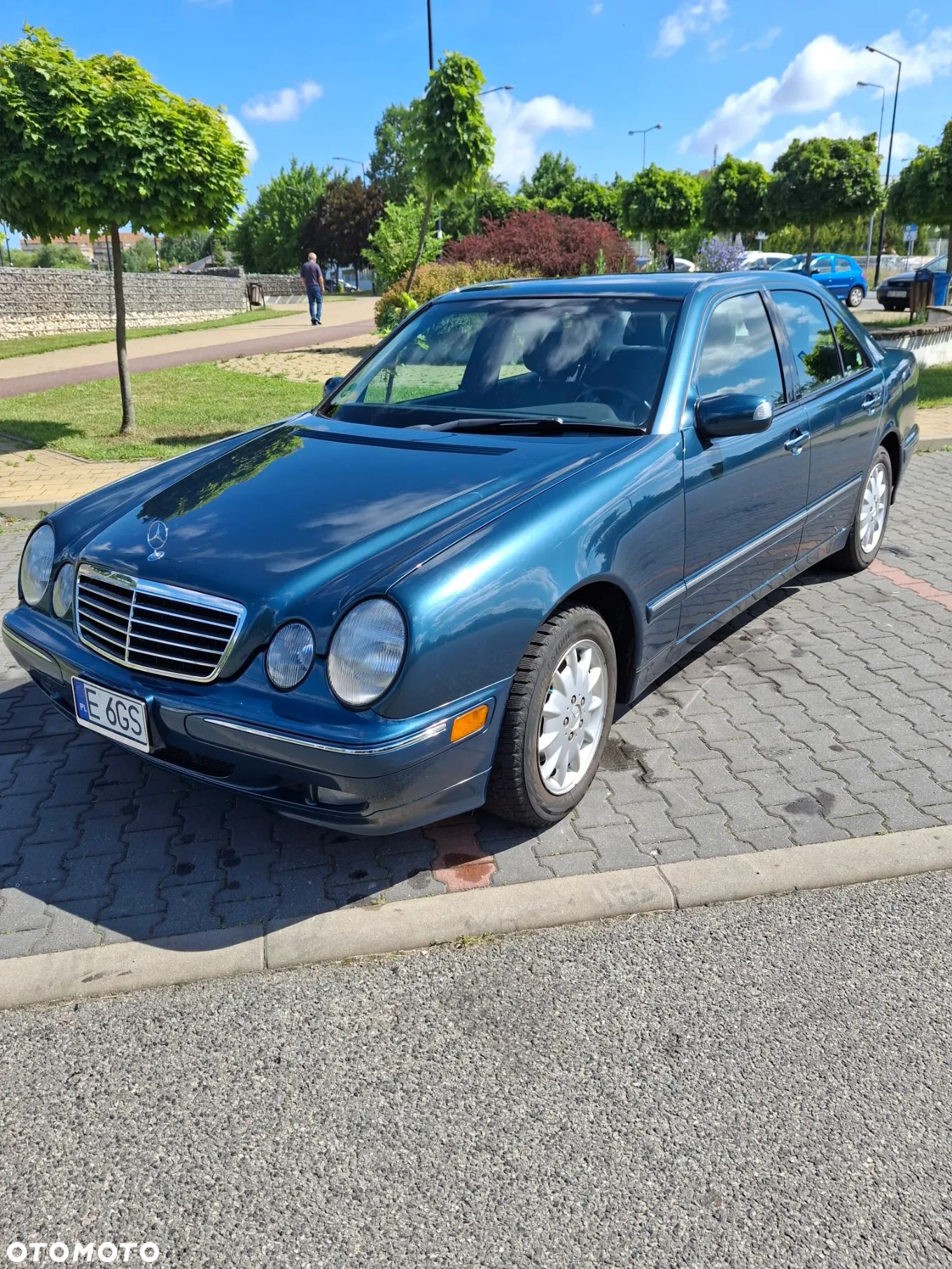 Mercedes-Benz Klasa E 320 4 Matic Avantgarde - 1