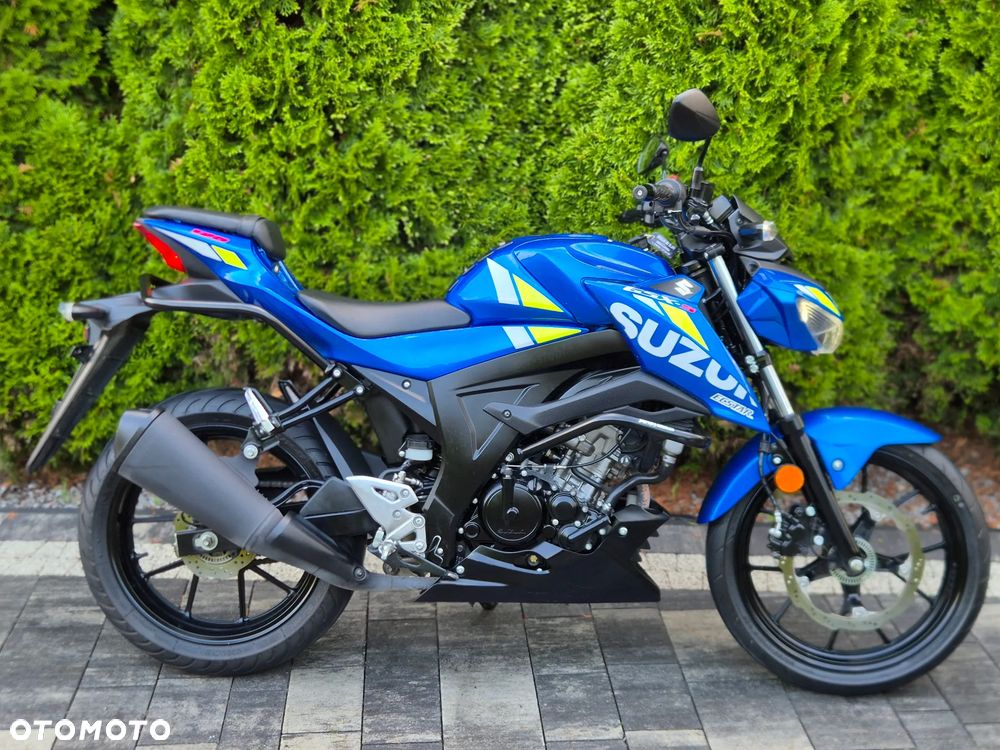 Suzuki GSX - 3