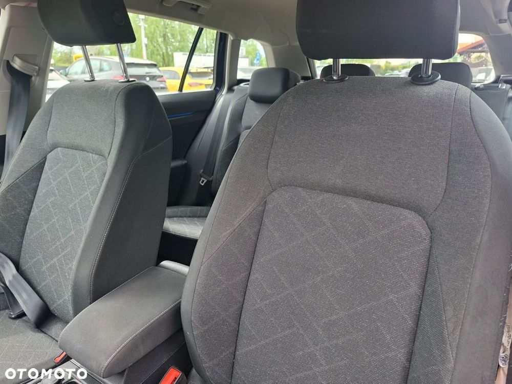Volkswagen Golf Variant 1.5 eTSI EVO Style DSG - 23