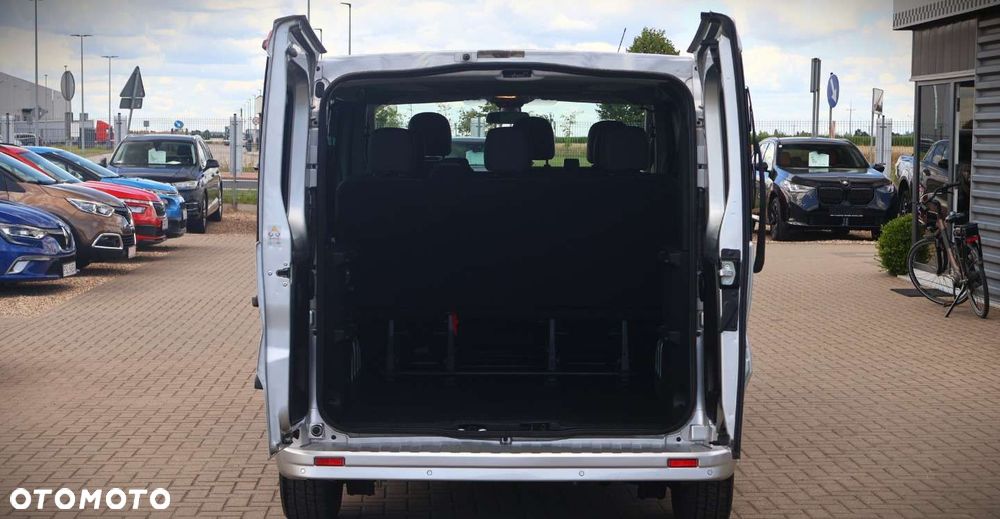 Opel Vivaro - 9