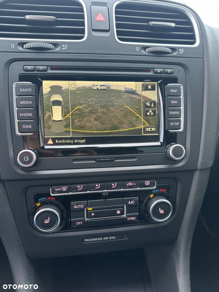 Volkswagen Golf - 12