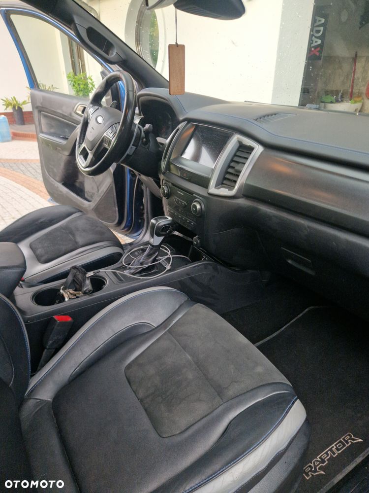 Ford Ranger Raptor - 12