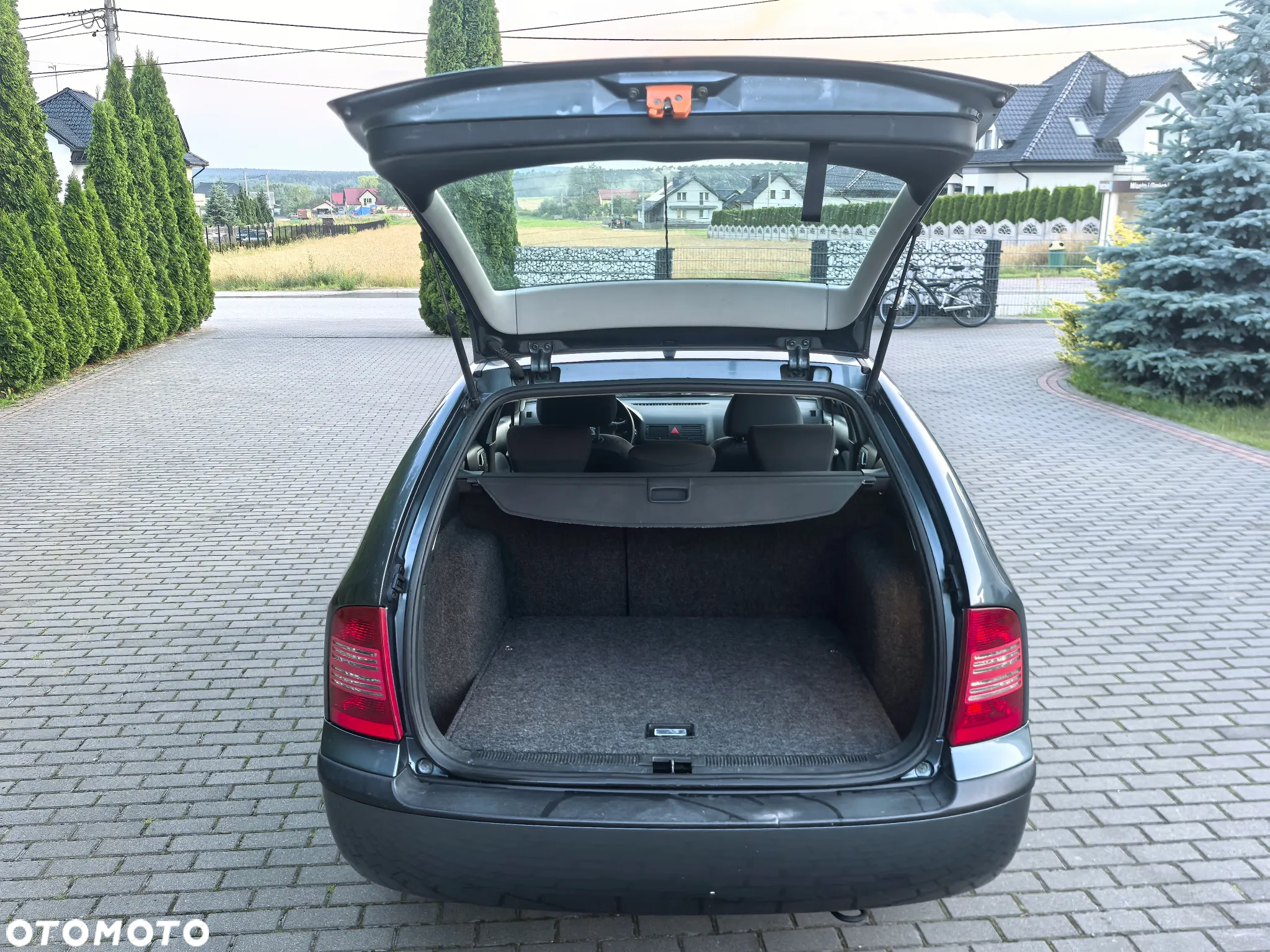 Skoda Octavia 2.0 Combi Ambiente - 9