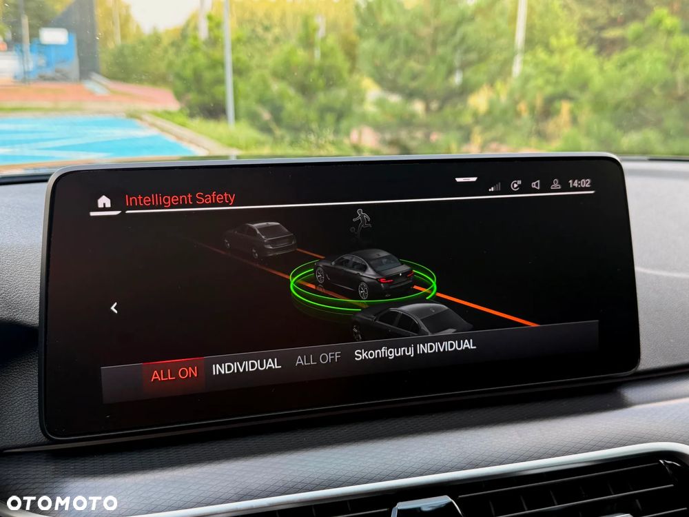BMW Seria 5 520d xDrive MHEV M Sport sport - 36
