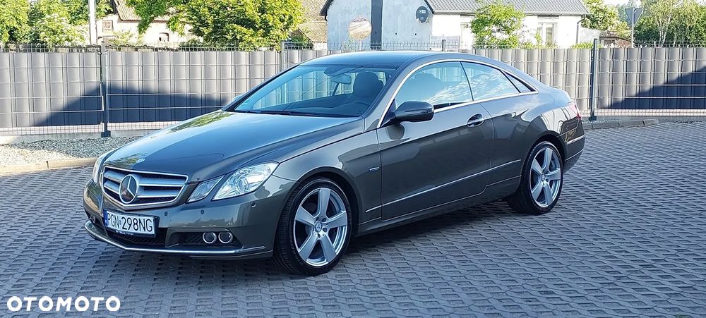 Mercedes-Benz Klasa E - 17