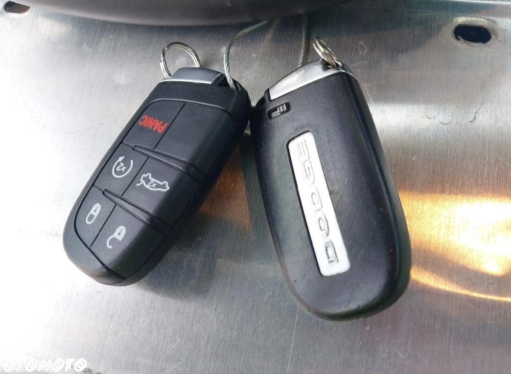 Dodge Challenger Automatik SXT Plus - 14