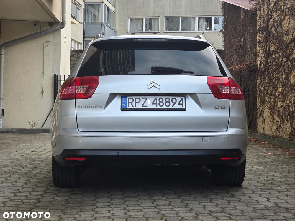 Citroën C5 HDi 135 FAP Confort - 5