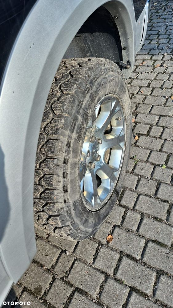 Dodge RAM 1500 5.7 4x4 - 14