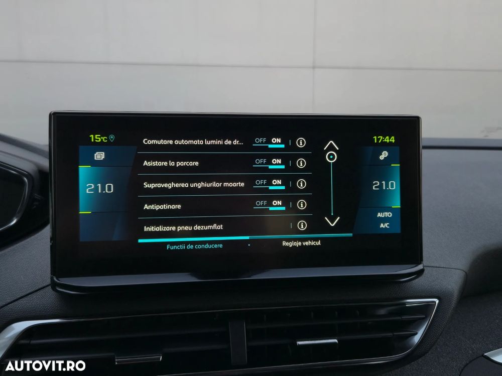 Peugeot 3008 225 e-EAT8 Allure Pack - 19