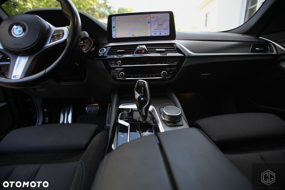 BMW Seria 5 520d MHEV M Sport sport - 40