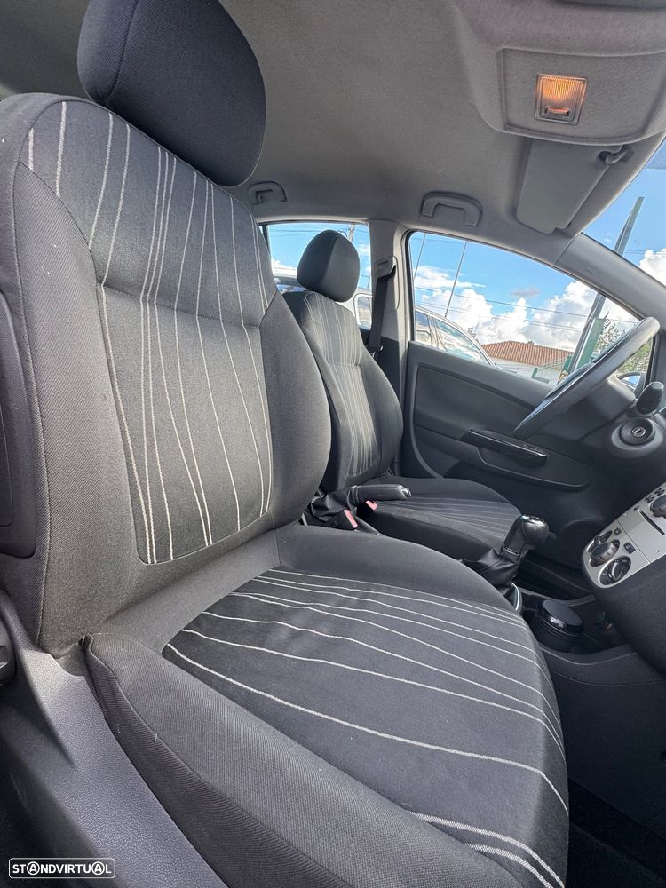 Opel Corsa 1.2 Enjoy - 9