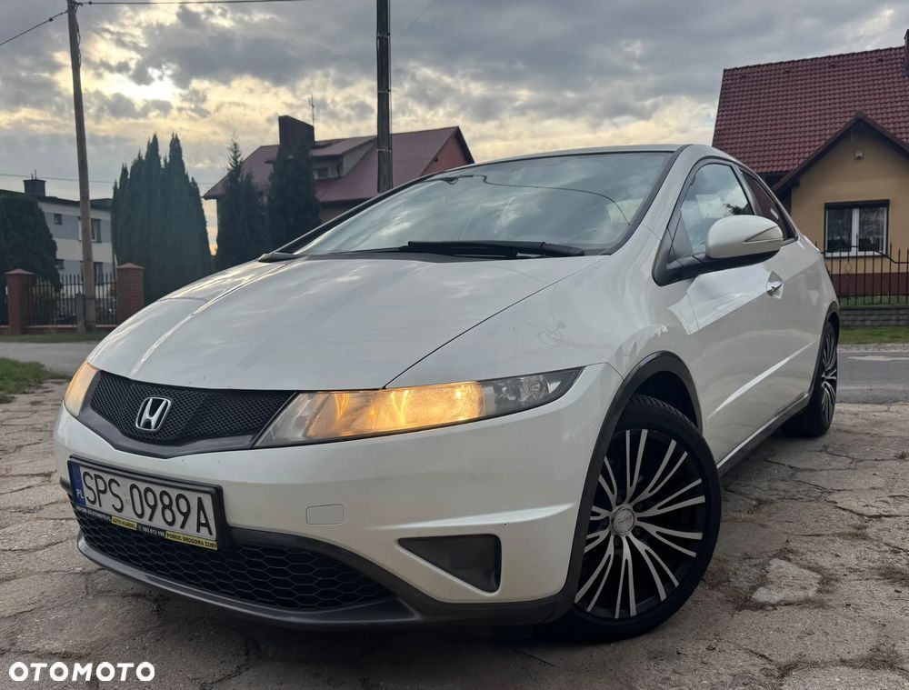 Honda Civic 2011 photo 2