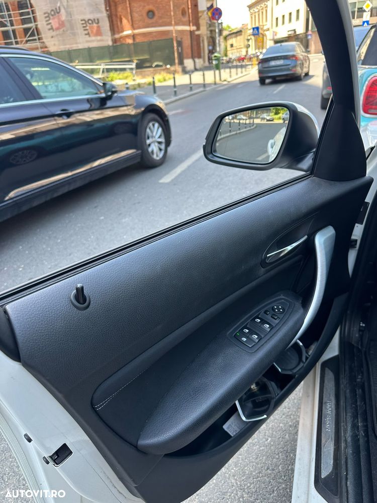 BMW Seria 1 116i Sport Line - 15
