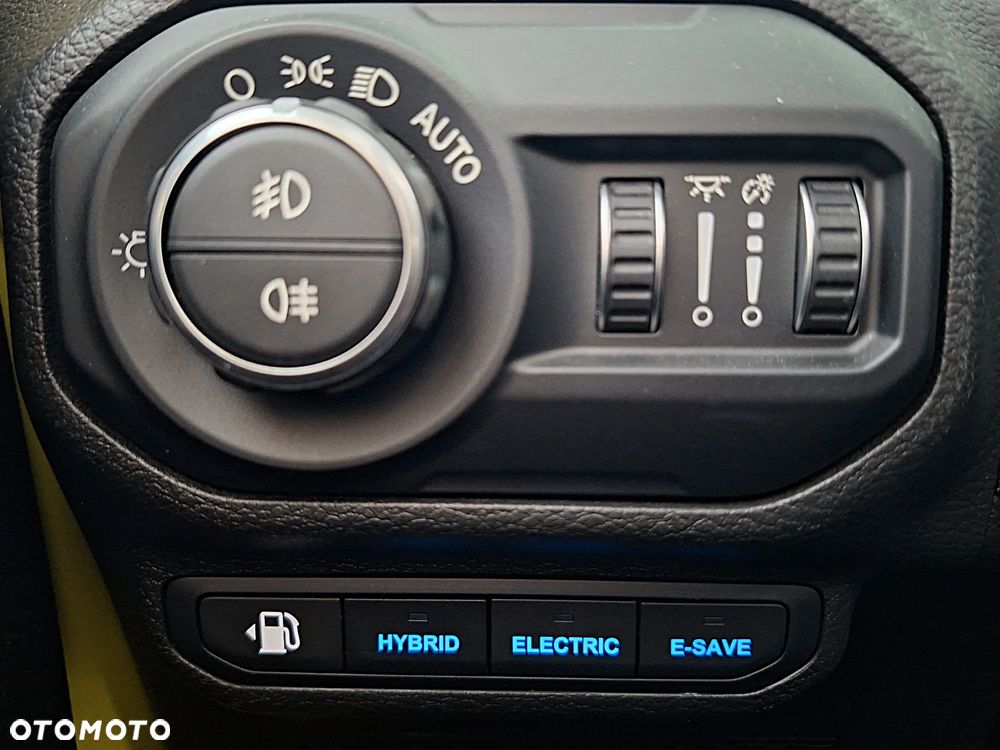 Jeep Wrangler - 33