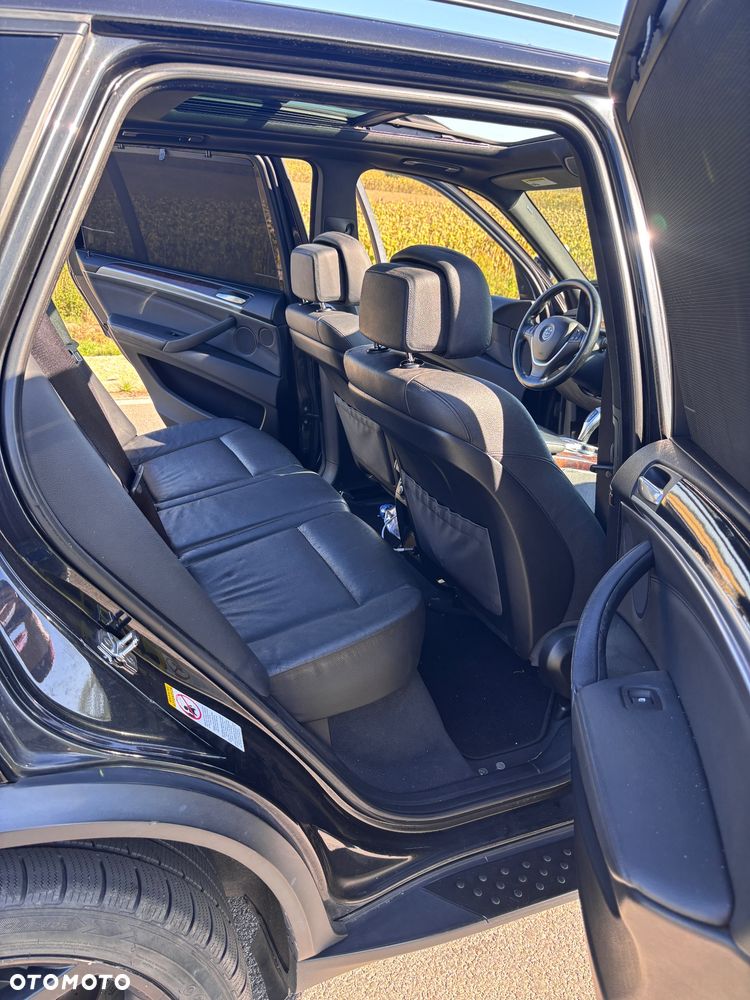 BMW X5 4.8i xDrive - 7
