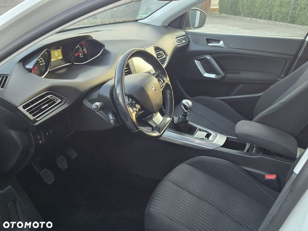 Peugeot 308 - 9