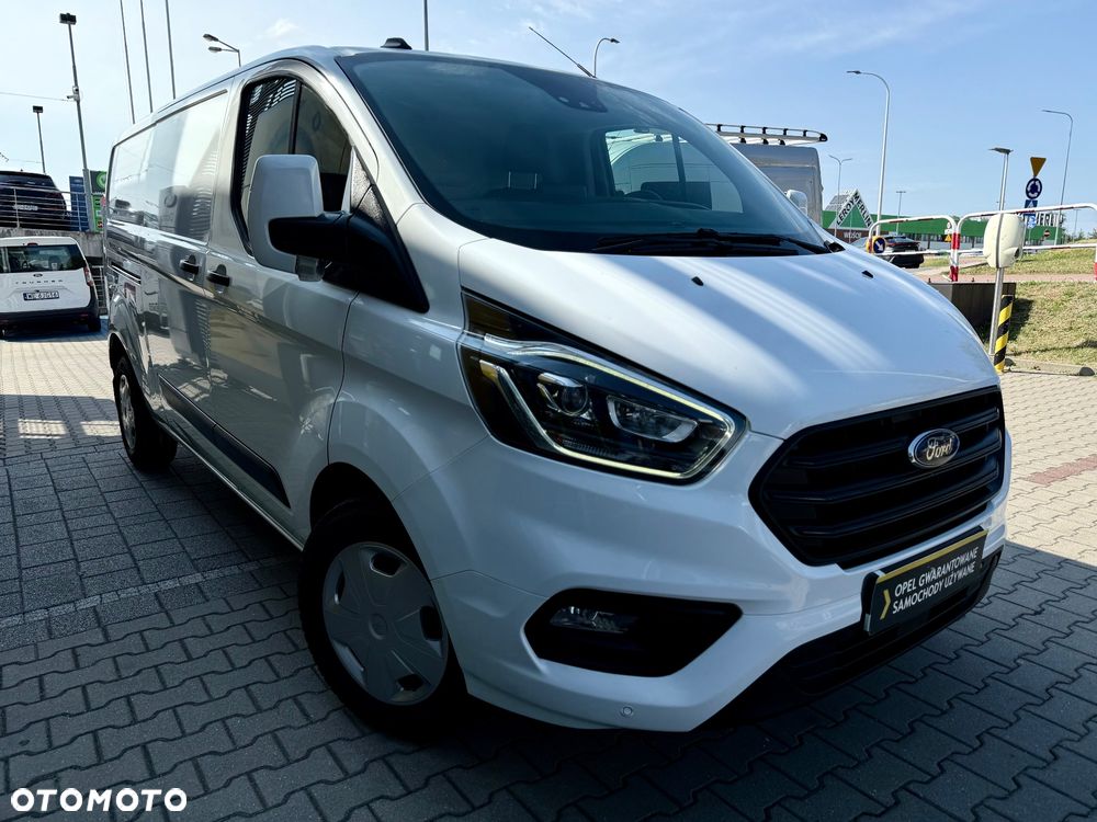 Ford TRANSIT CUSTOM - 3