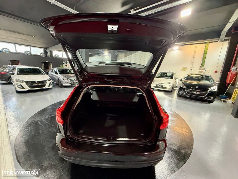 Volvo V60 2.0 D3 Momentum Plus Geartronic - 9