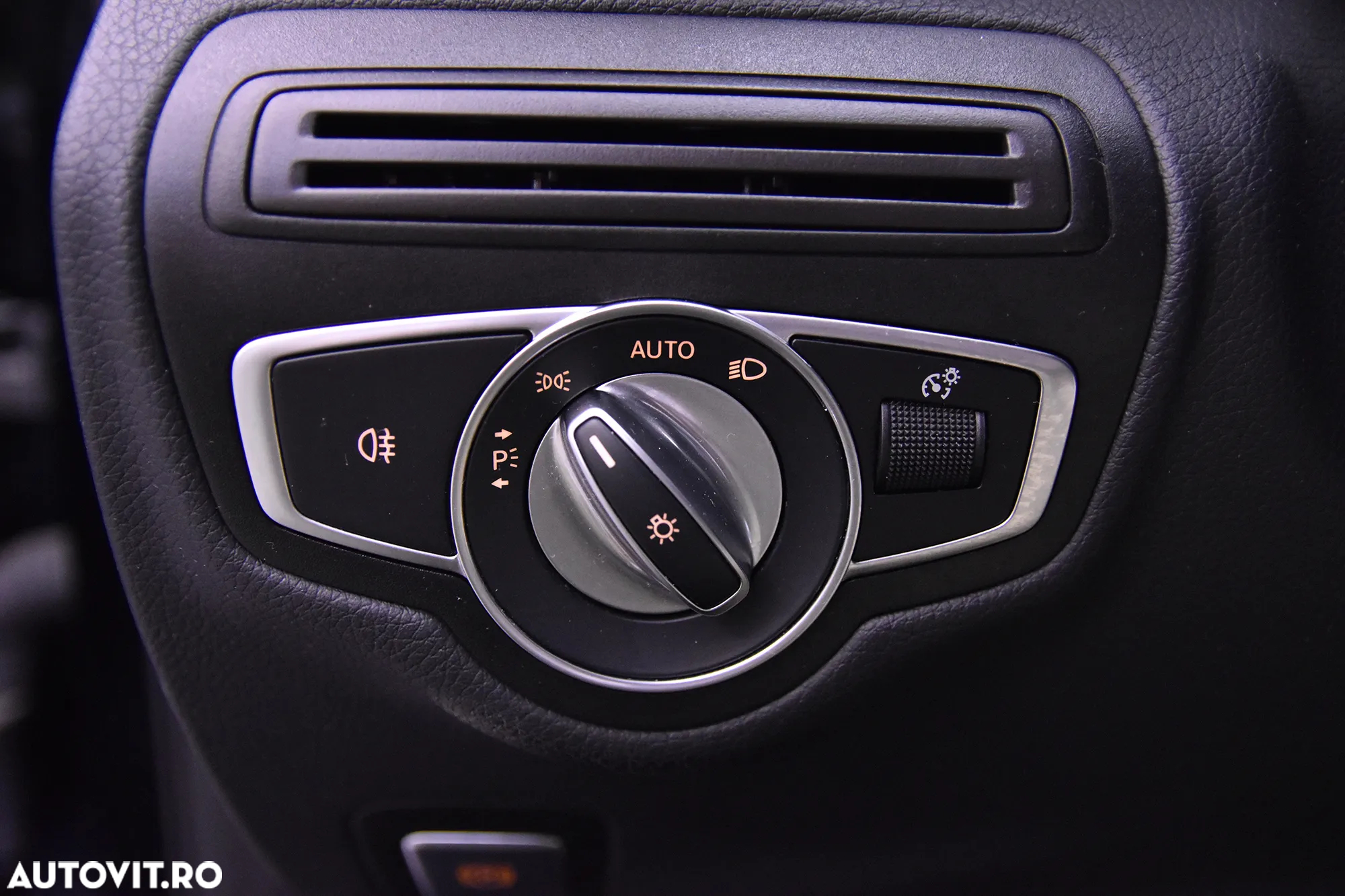 Mercedes-Benz GLC 220 d 4MATIC - 15