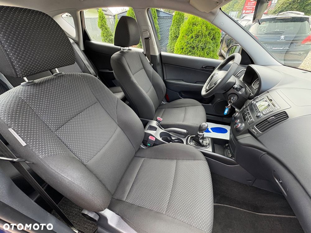 Hyundai i30 1.4 Classic + - 22