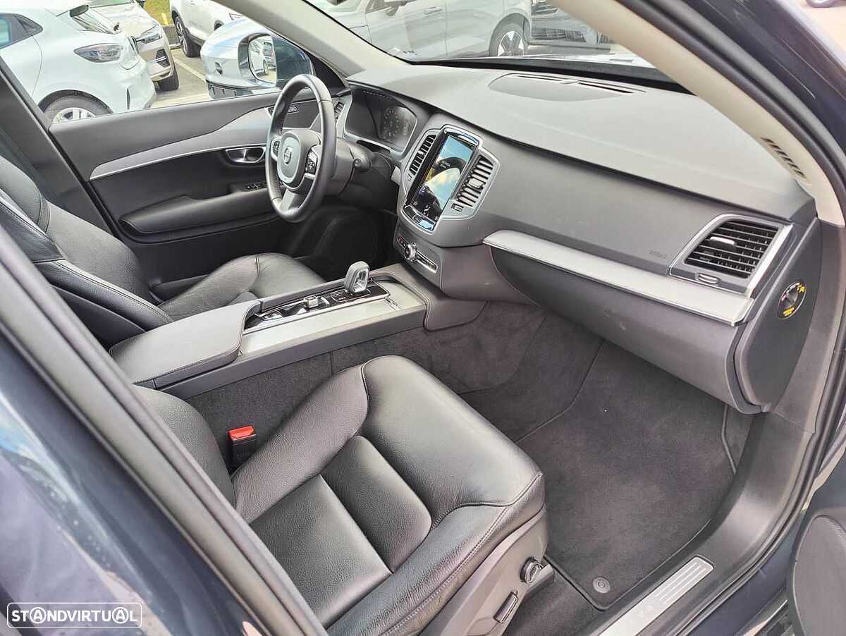 Volvo XC 90 - 20